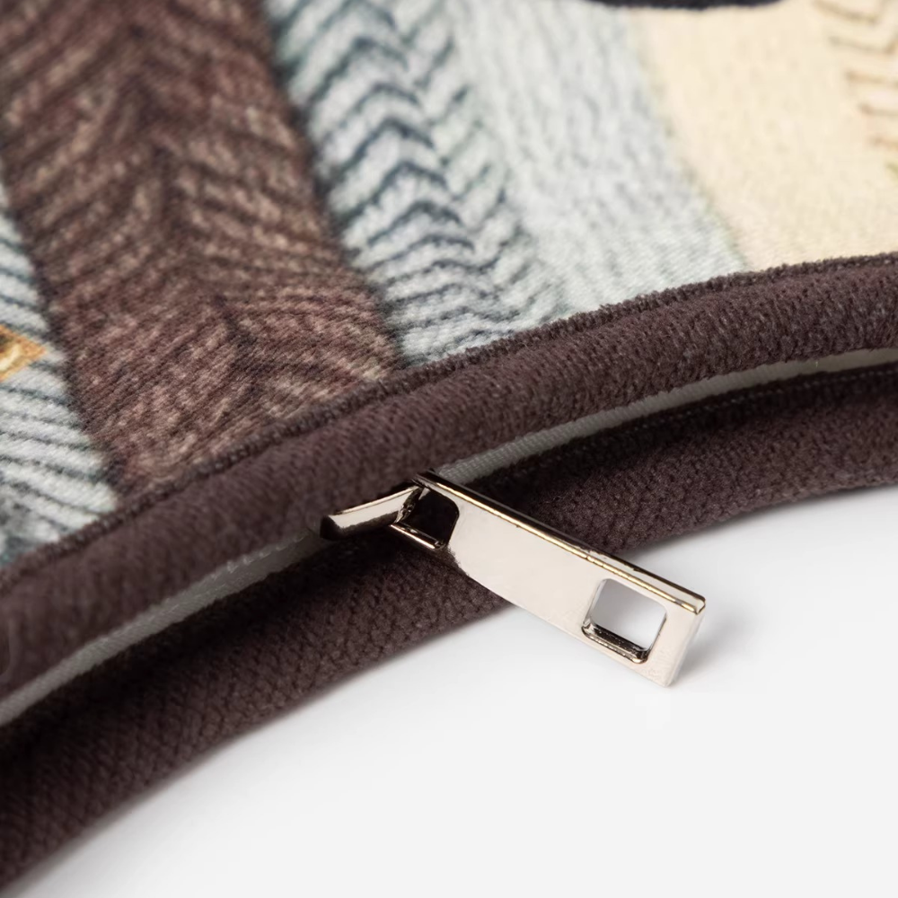 Celia Cat Motif Shoulder Bag — Sernelle — view 9