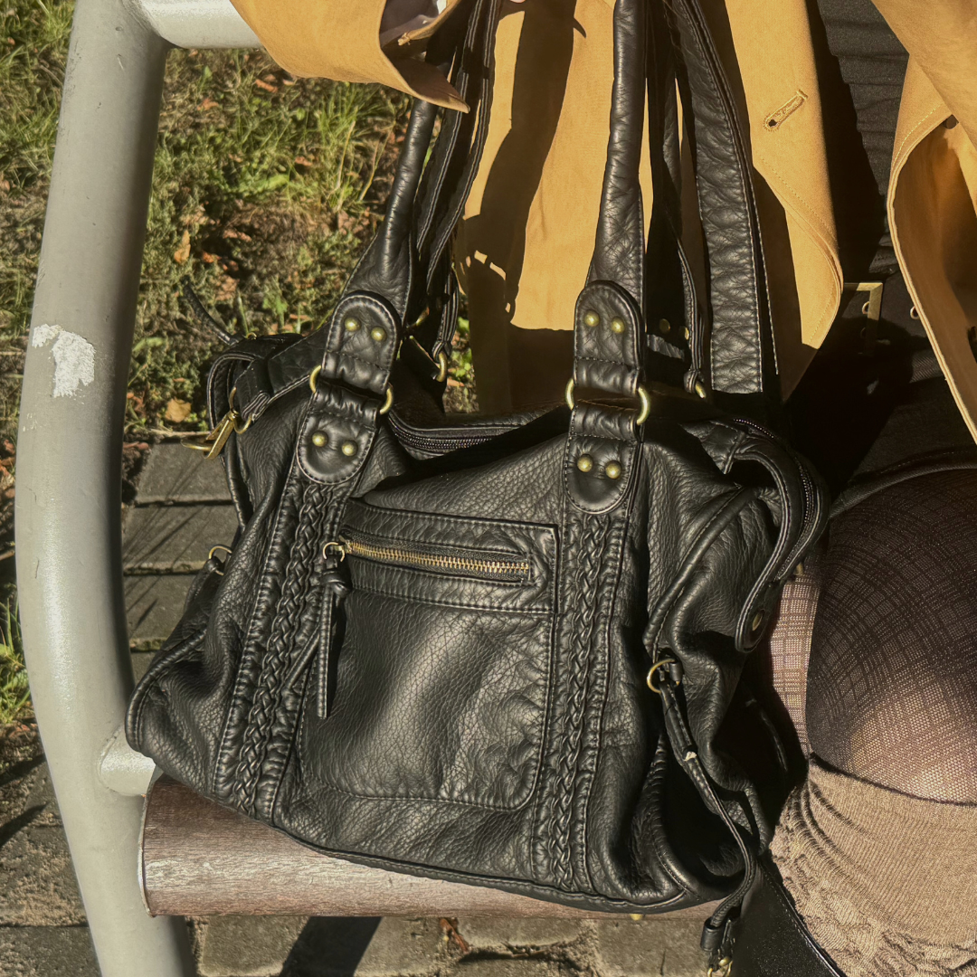 Olive Shoulder Bag — Sernelle — view 5