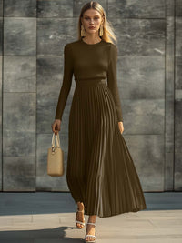Genevieve – Knit & Satin Pleated Maxi Dress