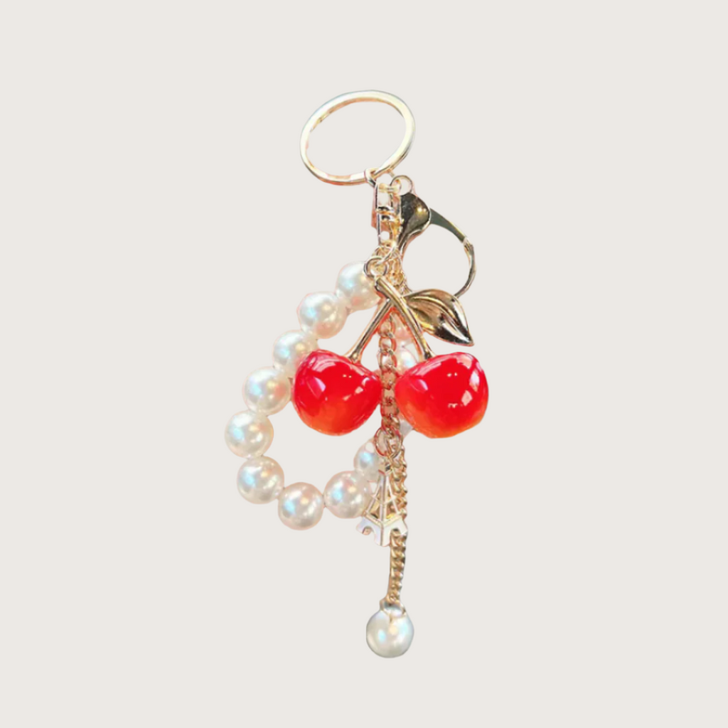 Berry Pearl Charm — Sernelle