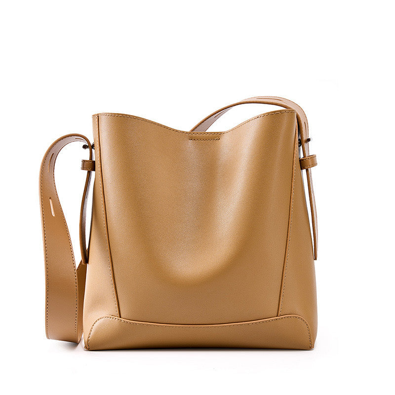 Tilda Oversized Leather Bucket Bag