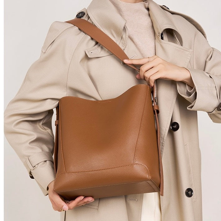Tilda Oversized Leather Bucket Bag
