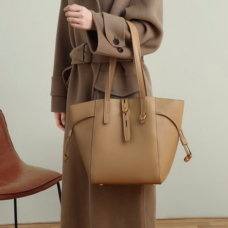 Alix Vintage Lock Tote Bag