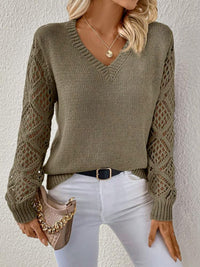 Erin – Soft V-Neck Sweater