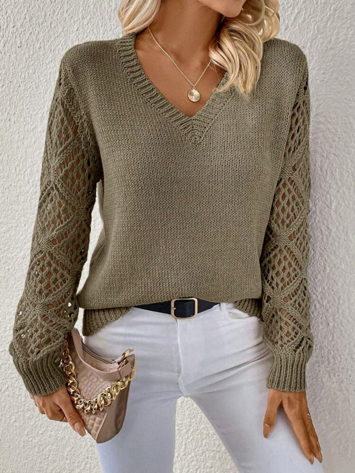 Erin – Soft V-Neck Sweater
