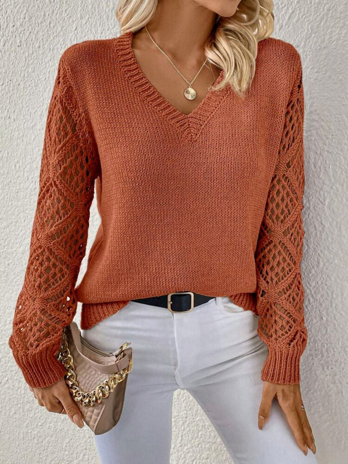 Erin – Soft V-Neck Sweater