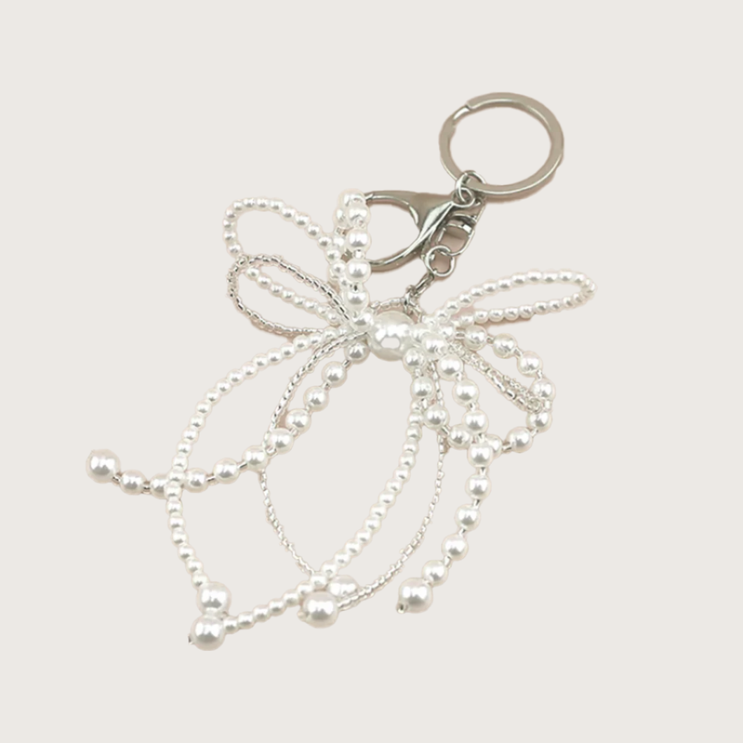 Pearl Petal Charm — Sernelle