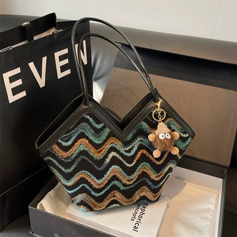Astrid Woven Tote Bag — Sernelle — view 9