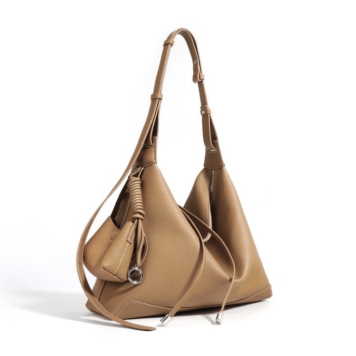 Gwen Leather Dumpling Tote Bag