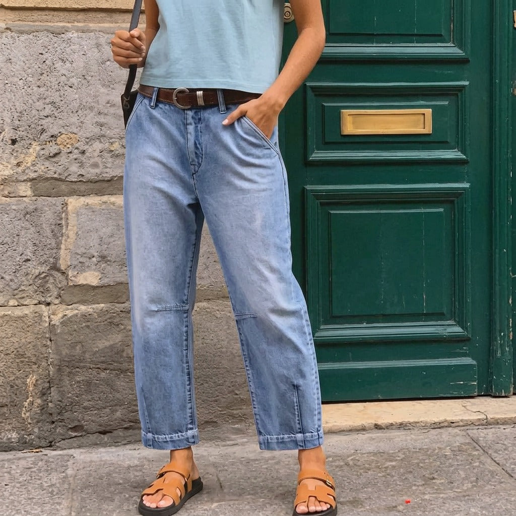 Lumière – High-Waisted Cropped Barrel Jeans