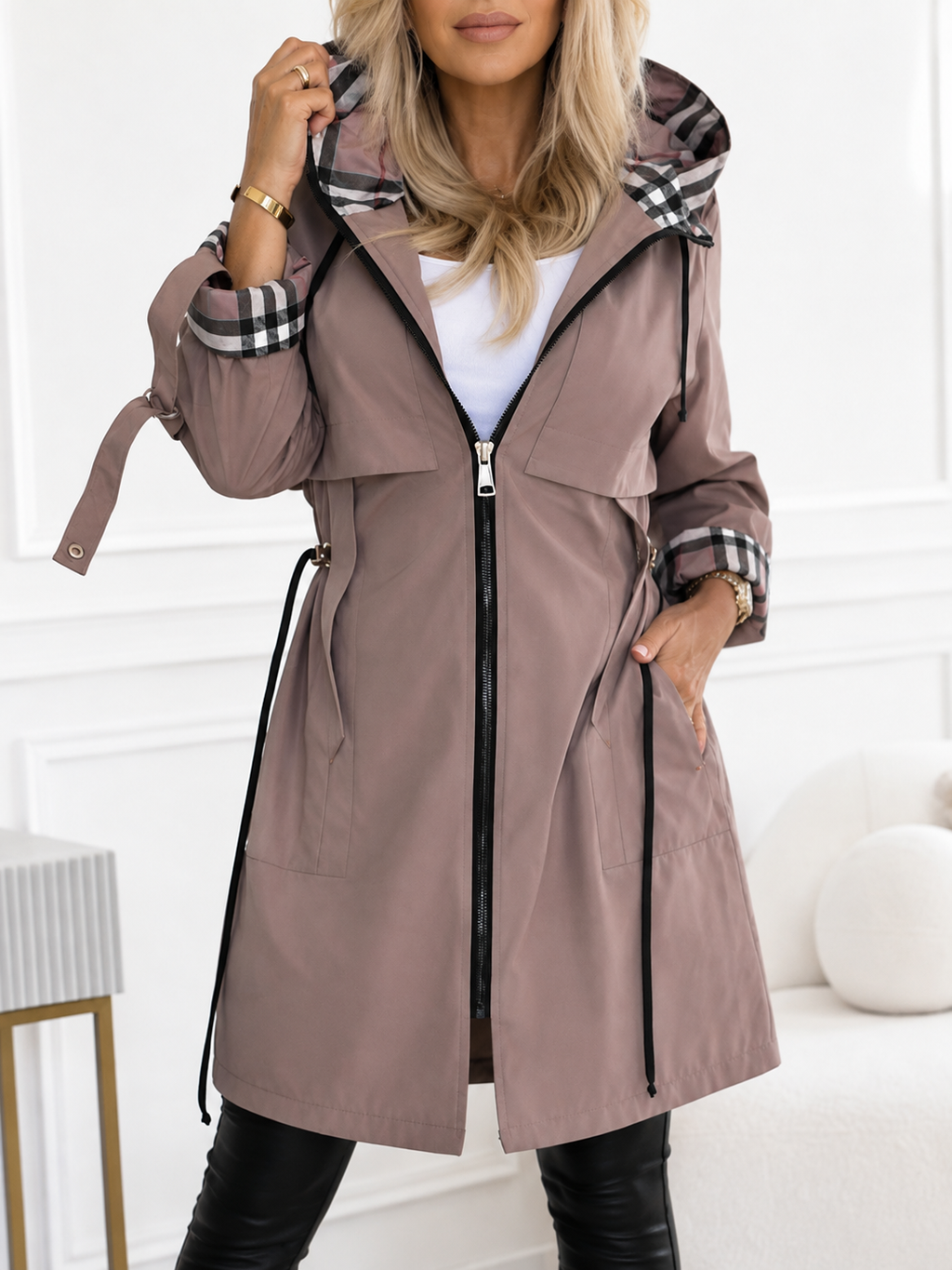 Yvonne – Hooded Zip Coat